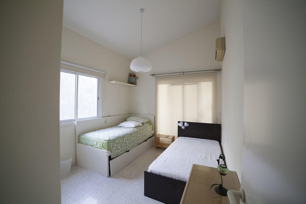The Marilouize Apartment Pegeia Pokoj fotografie
